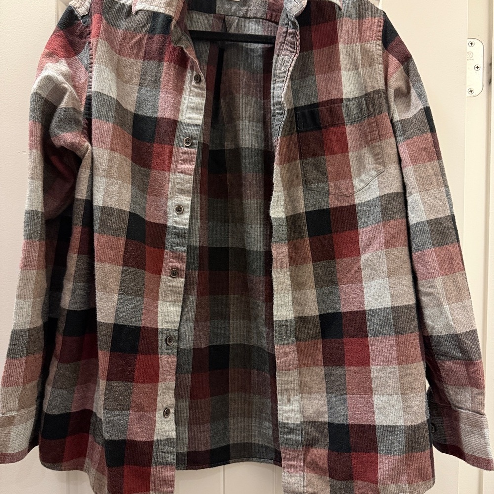 Plaid Casual Button Down Shirt - Red and Black